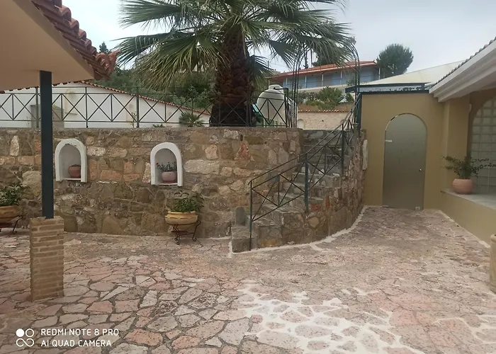 Achilles Apartment